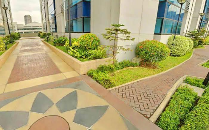 Family Staycation With Pool Manila Exterior photo